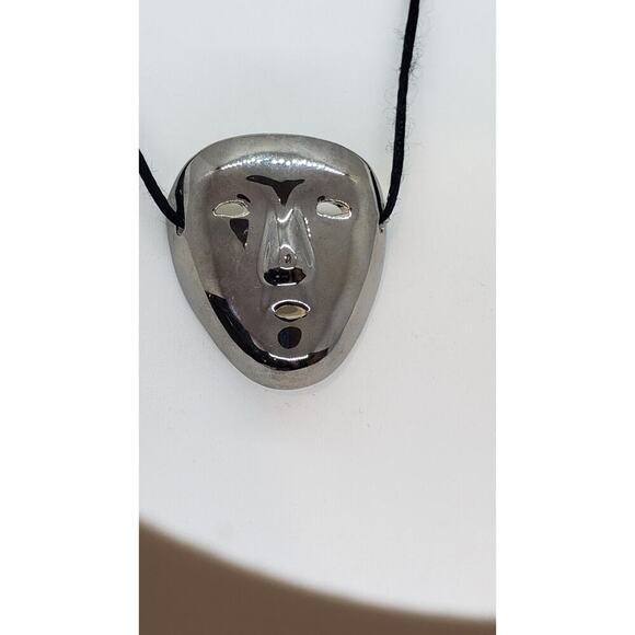 Vintage Face Mask Pendant Necklace Silver Ceramic Mardi Gras Scream Anime - Picture 2 of 9